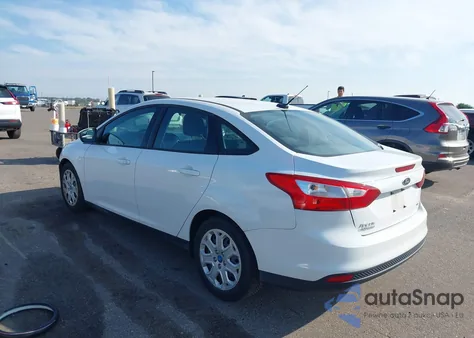 2012 Ford Focus Se из США, поврежденный, VIN 1FAHP3F27CL131217